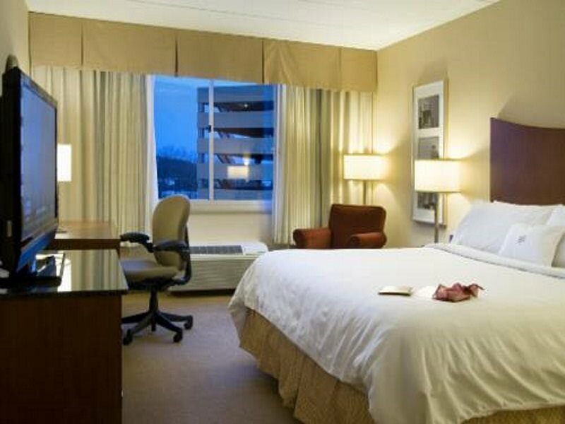 Фото Renaissance Minneapolis Bloomington Hotel