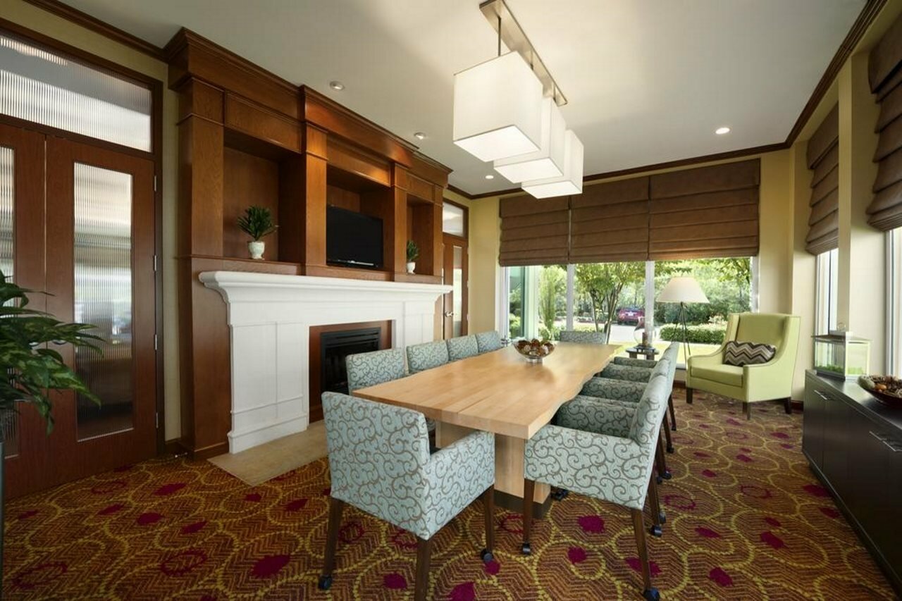 Фото Hilton Garden Inn Houston/The Woodlands