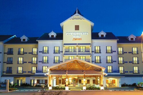Гостиница Courtyard by Marriott Port Of Spain в Порт-оф-Спейн
