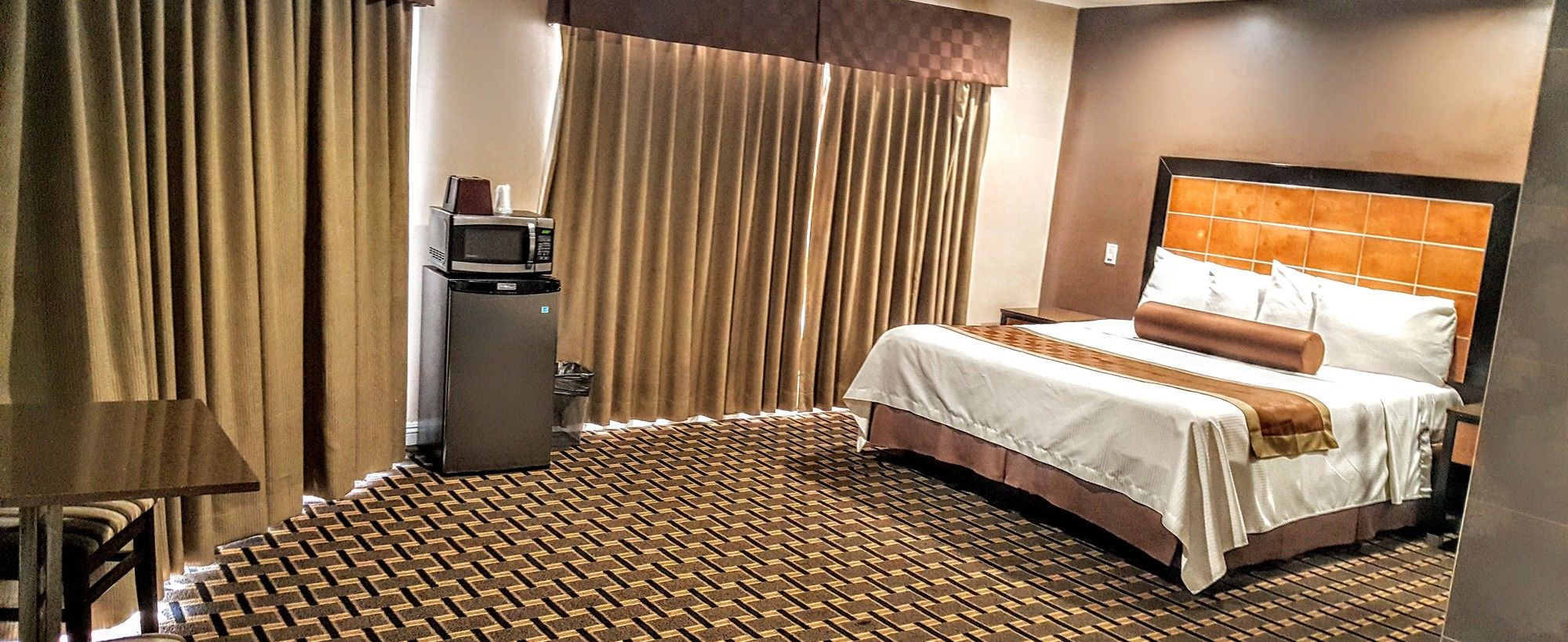 Фото Gardena Terrace Inn