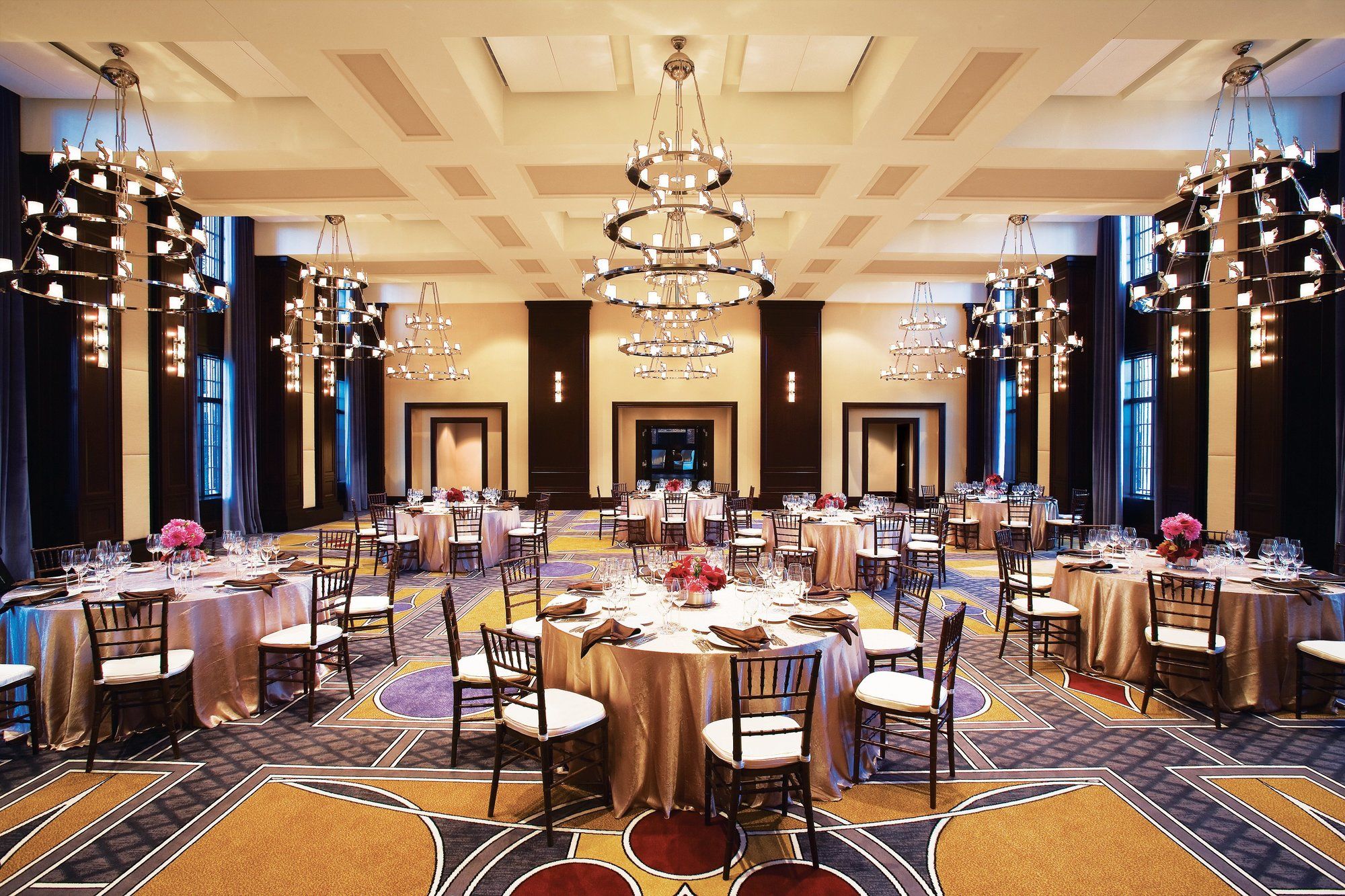 Фото The Liberty, a Marriott Luxury Collection Hotel, Boston