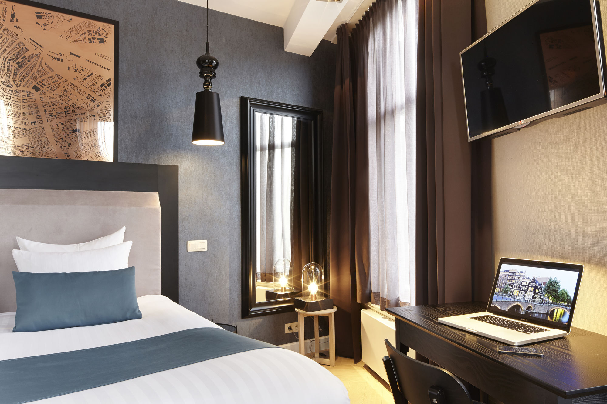 Фото No. 377 House