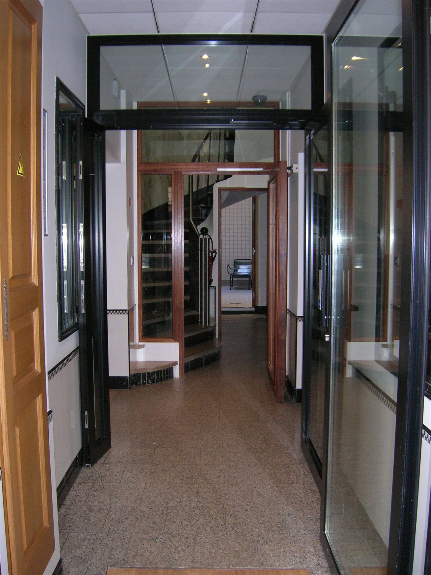 Фото Hotel Darcet Paris