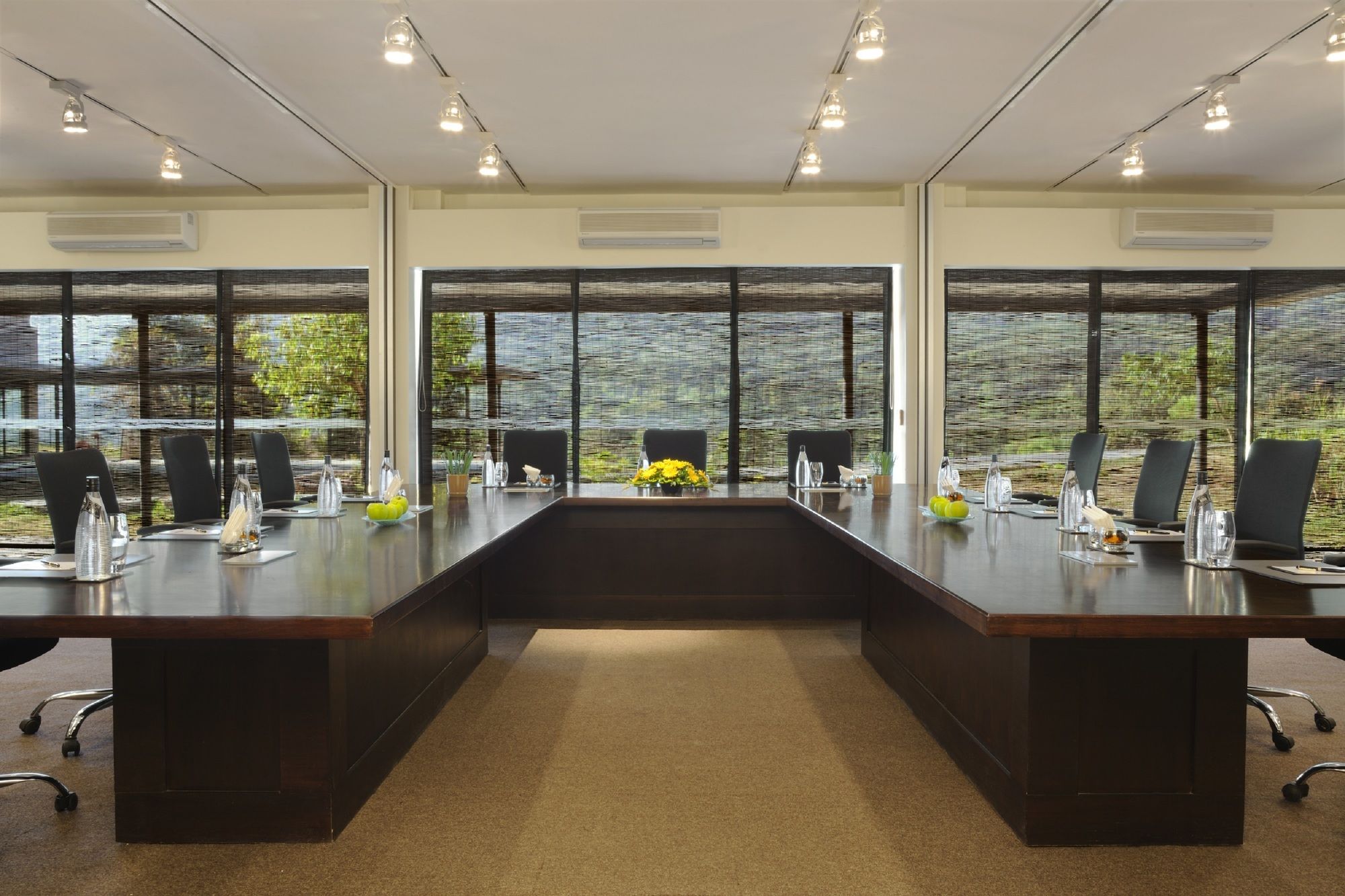 Фото Hilton Shillim Estate Retreat and SPA