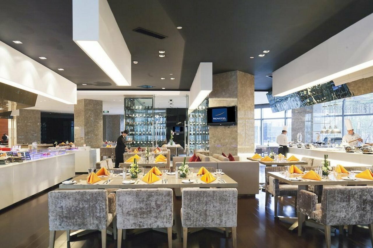 Фото Novotel Nanjing East Suning