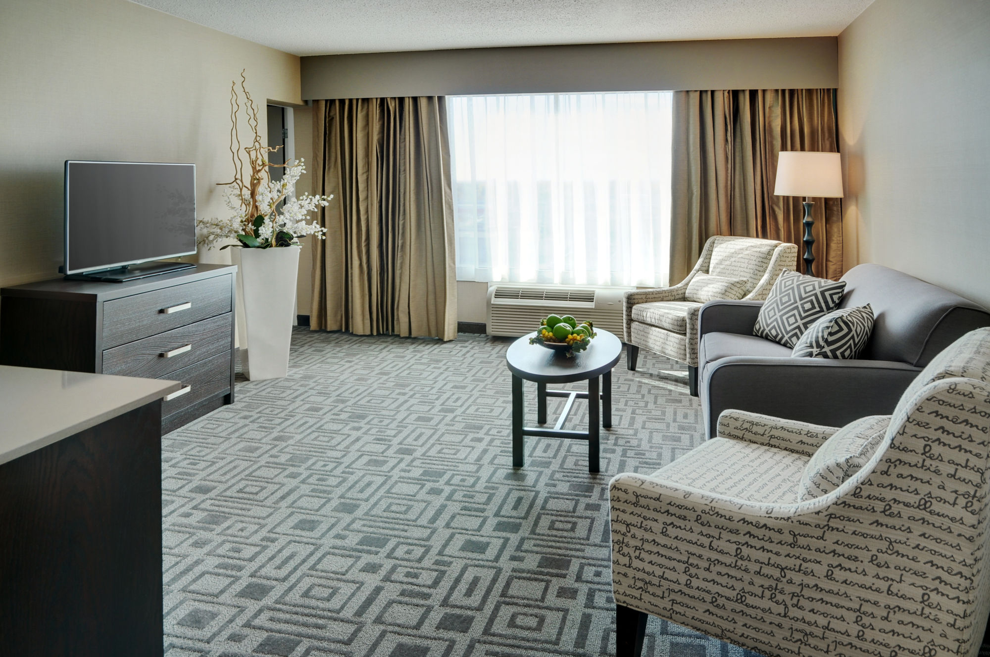 Фото Pomeroy Hotel & Conference Centre Grande Prairie