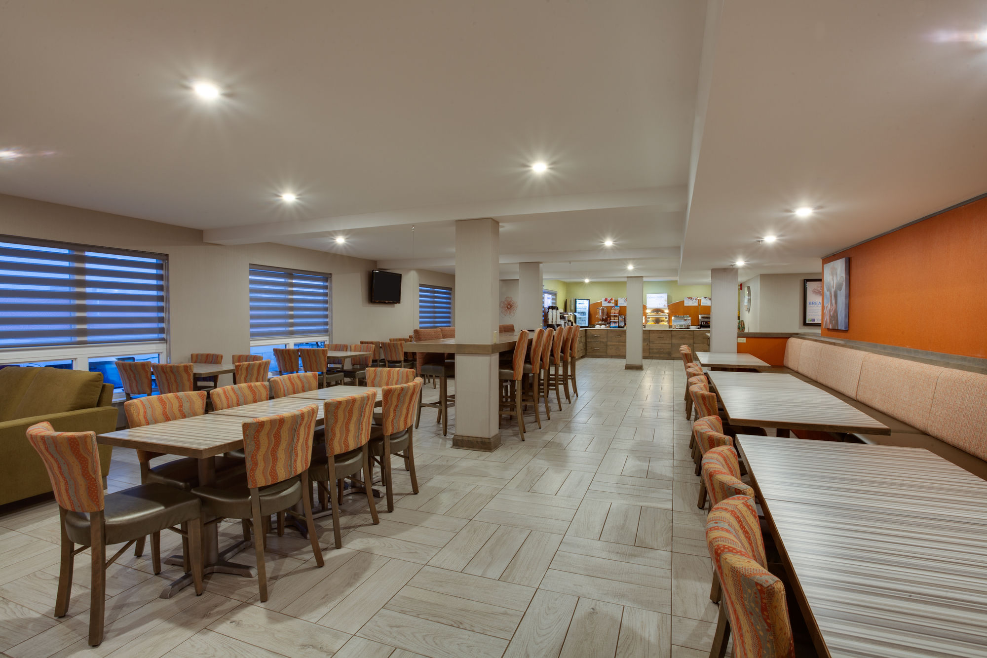 Фото Holiday Inn Express & Suites Fredericton