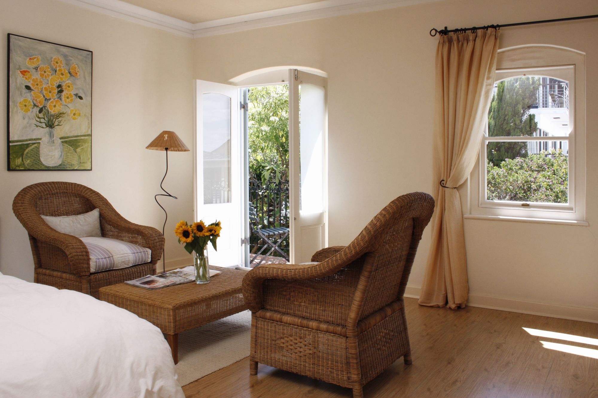 Фото Auberge Burgundy Guest House