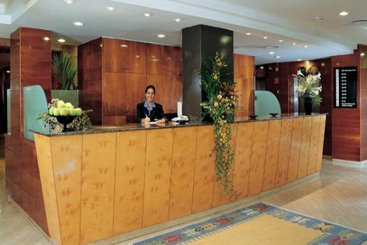 Фото Nh Barcelona Stadium