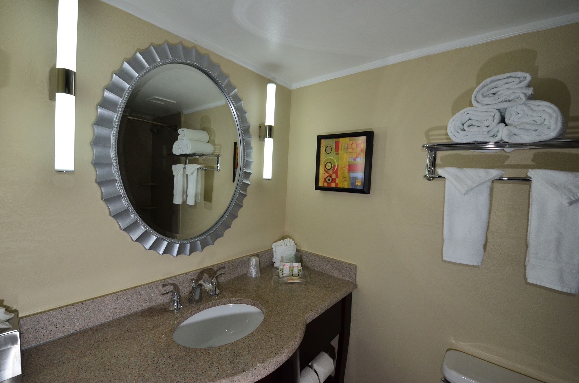 Фото Holiday Inn Orlando East - Ucf Area, an Ihg Hotel