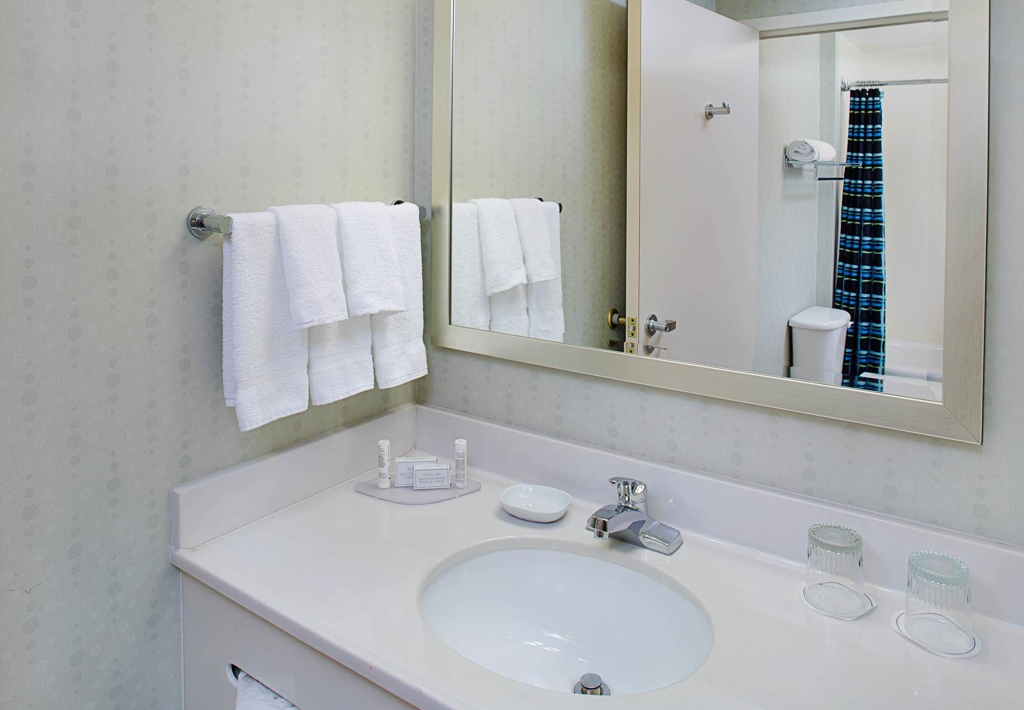 Фото SpringHill Suites Manchester-Boston Regional Airport