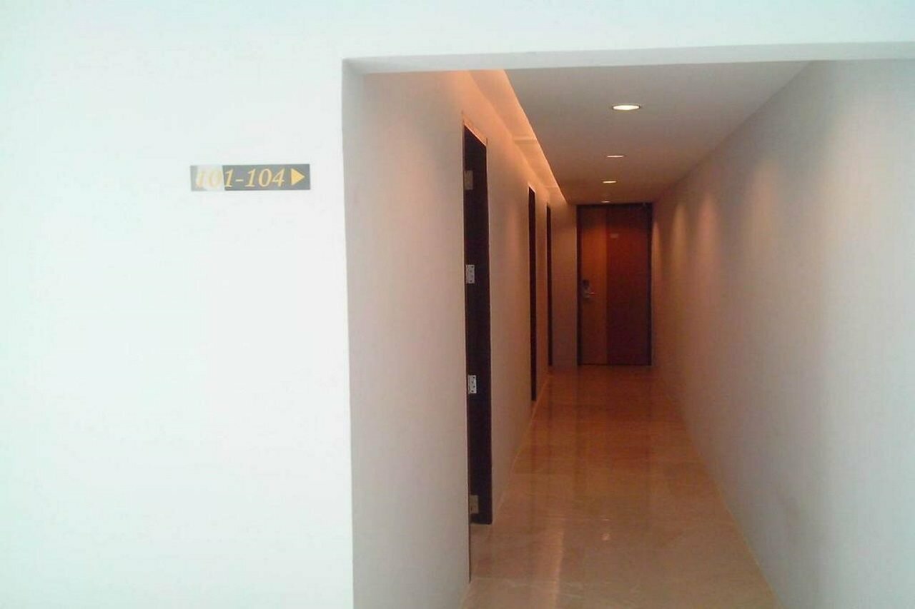 Фото Nantra Ploenchit Hotel