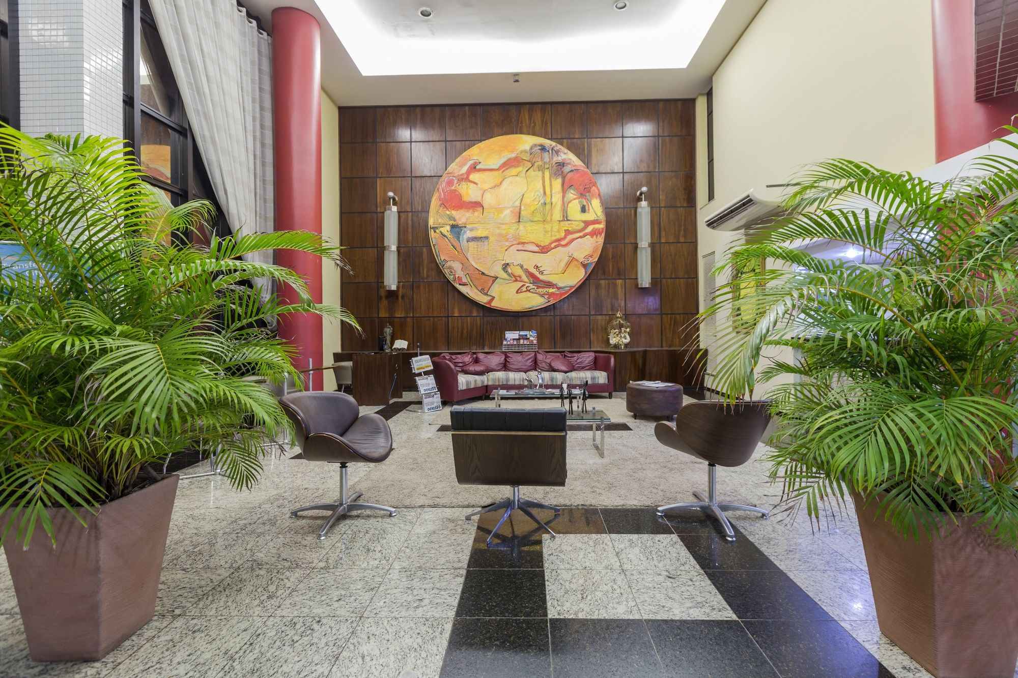 Фото Abbeville Hotel