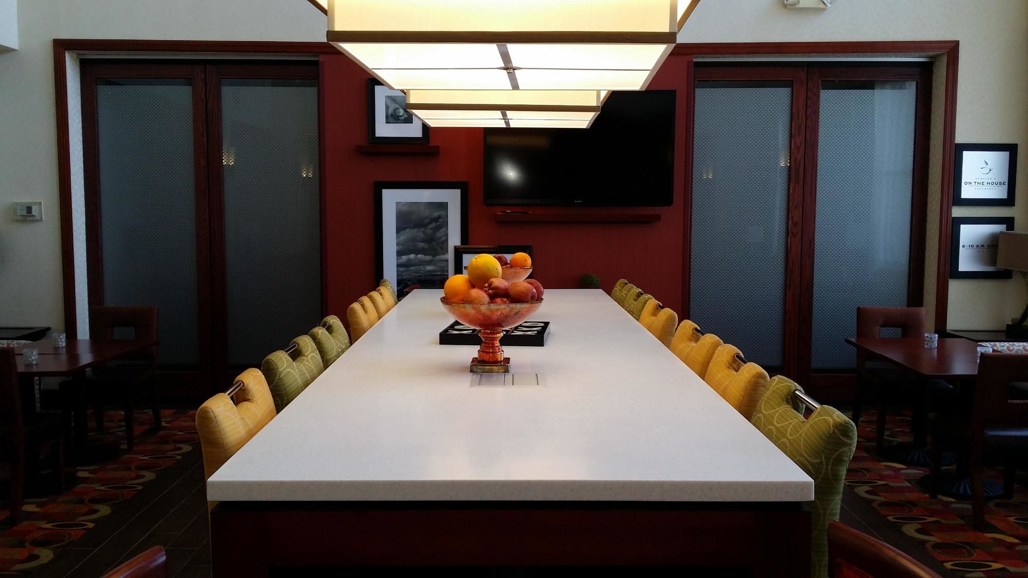 Фото Hampton Inn & Suites Roswell