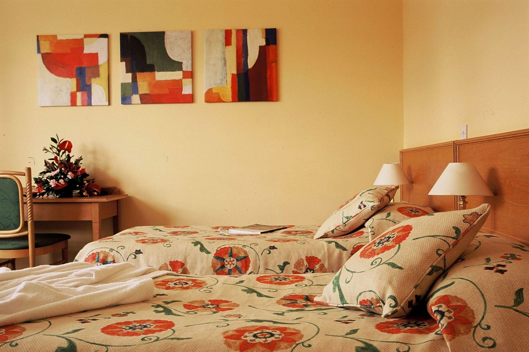 Фото The Green Hotel Golf & Leisure Resort