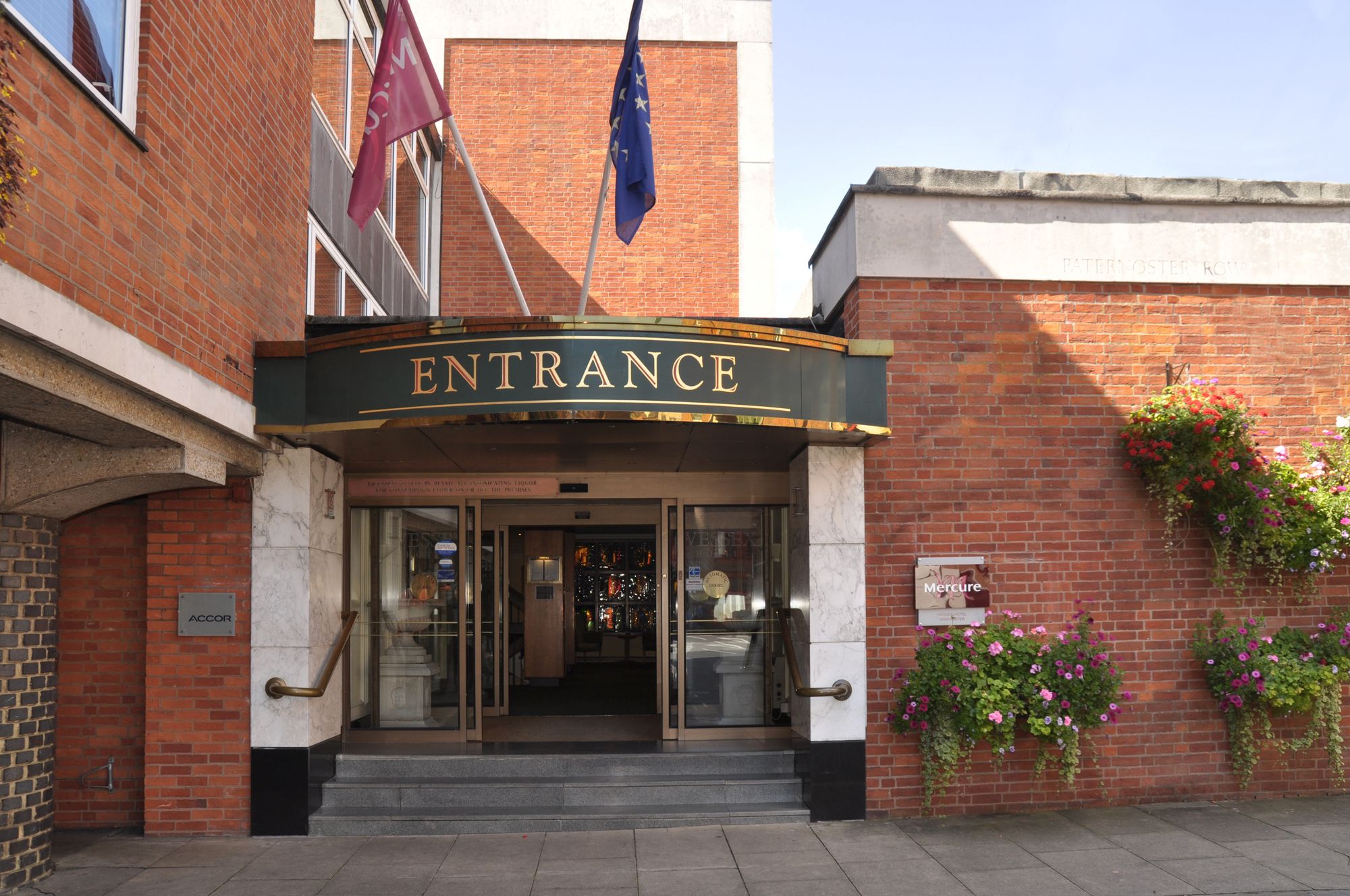 Фото Mercure Winchester Wessex Hotel