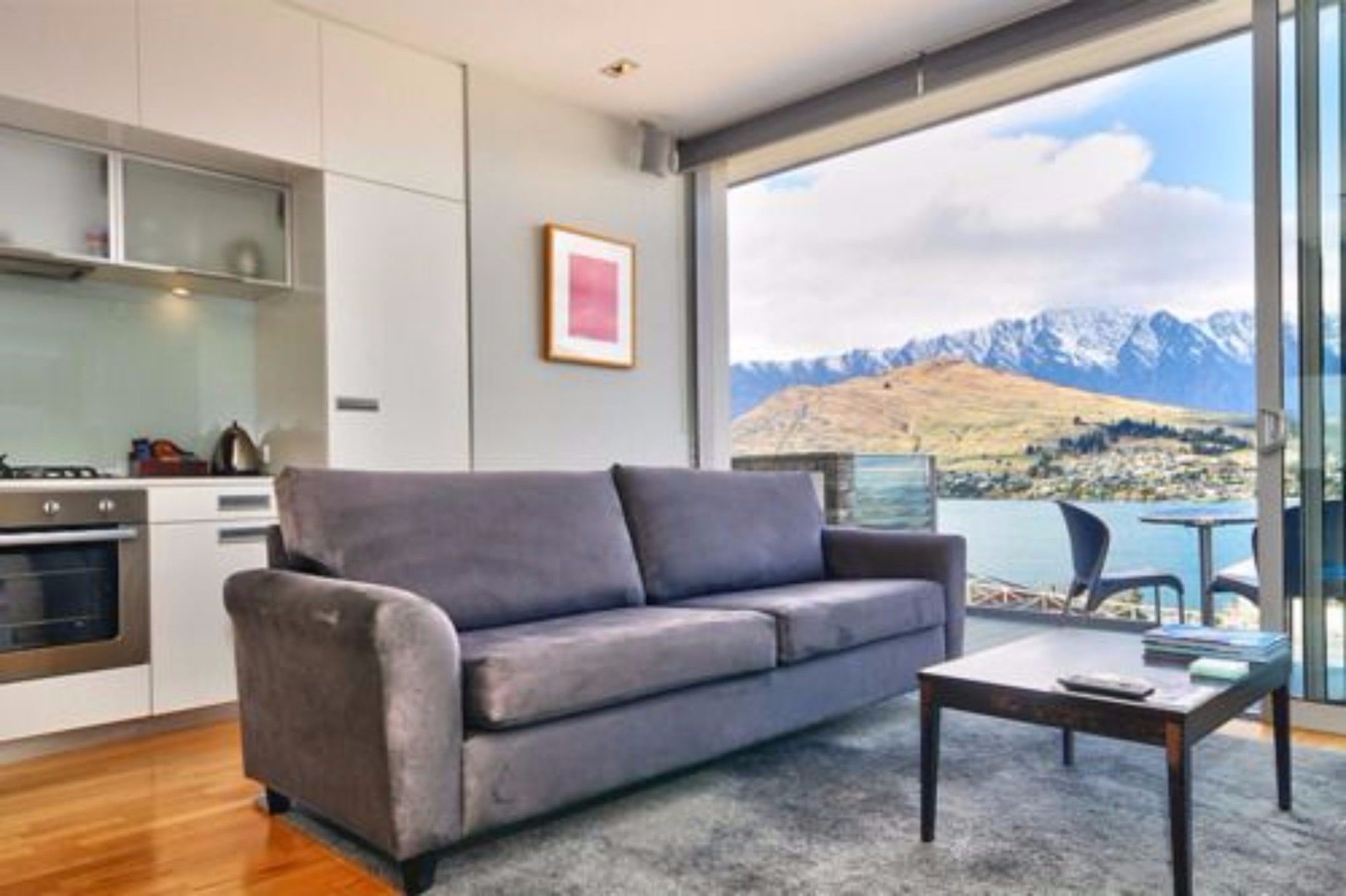 Фото Swiss-Belsuites Pounamu Queenstown