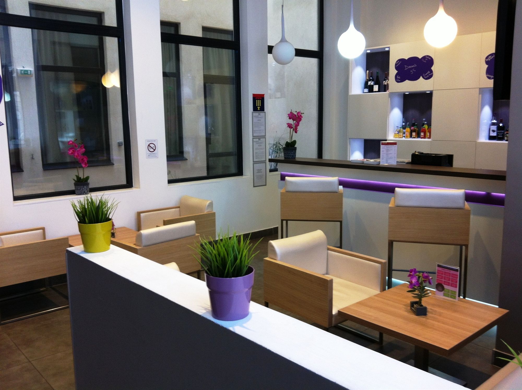 Фото Ibis Marseille Centre Gare Saint Charles