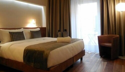 Внешний вид отеля Palazzo Ai Capitani в Пескиера-дель-Гарде, фото 2