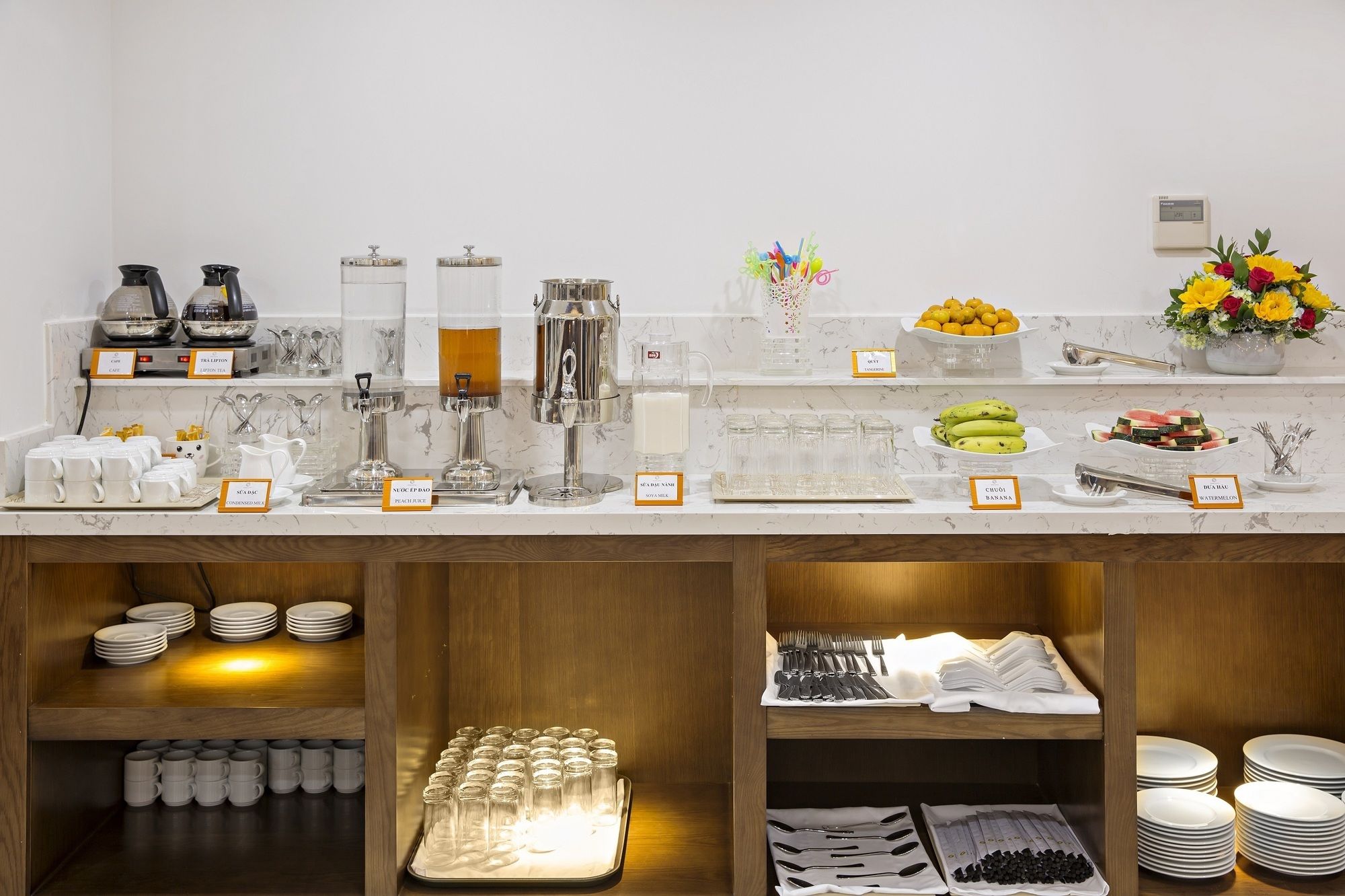 Фото Merry Hotel