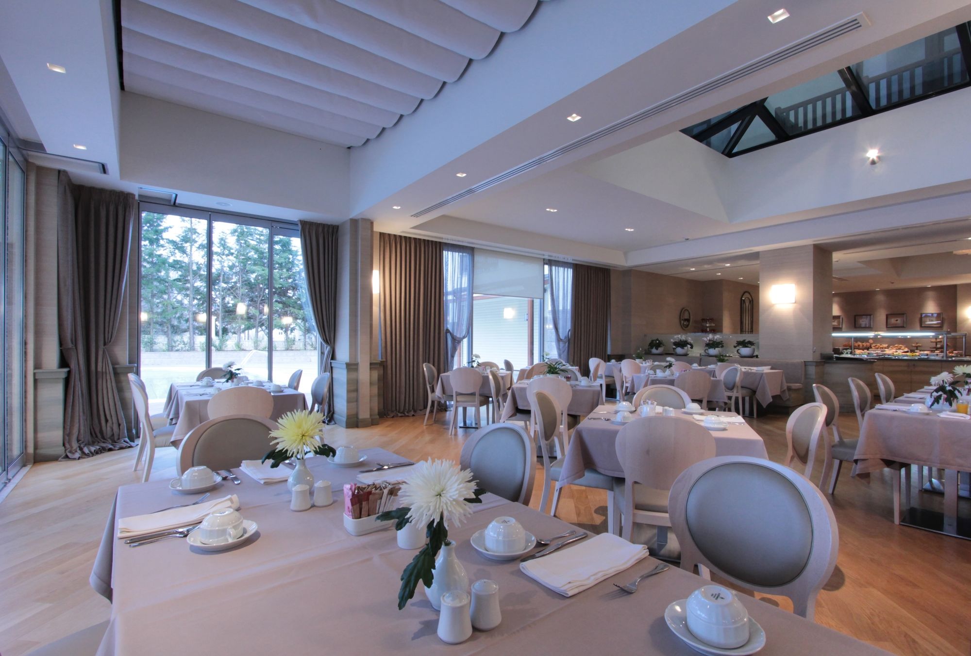 Фото Hotel Du Lac Congress Center & SPA