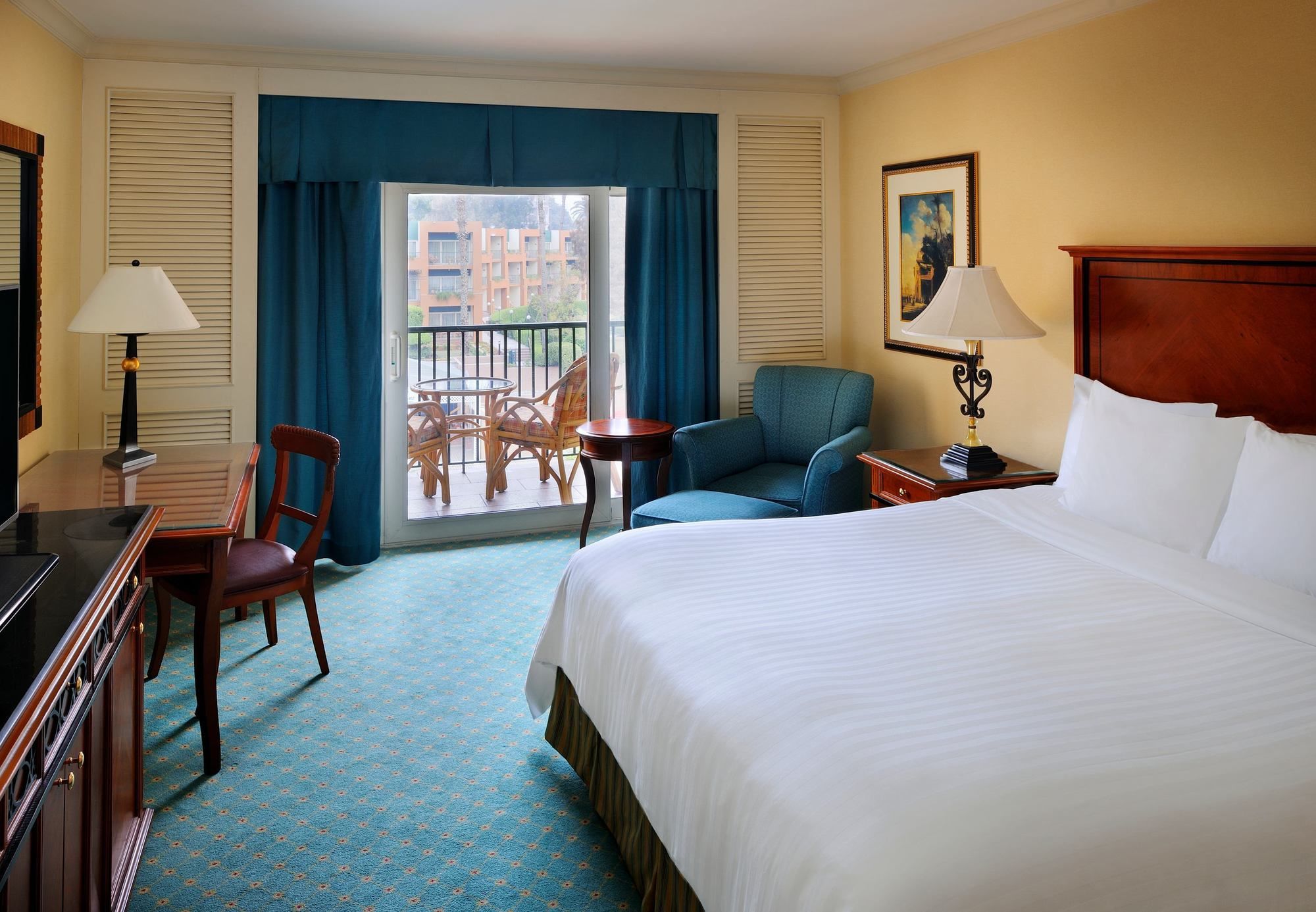 Фото Cairo Marriott Hotel & Omar Khayyam Casino