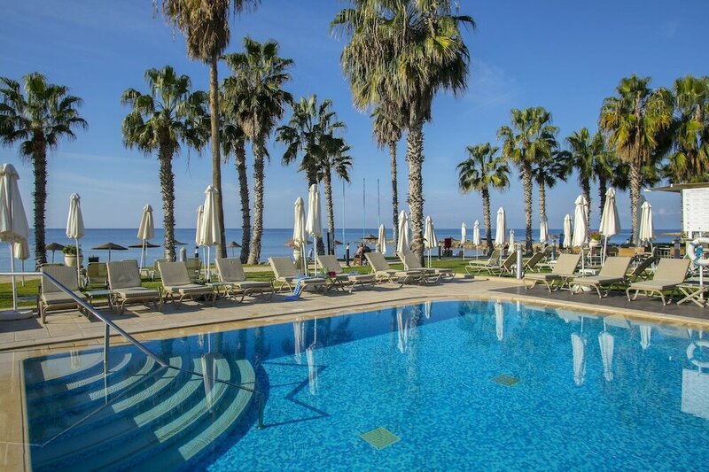 Отель Louis Ledra Beach