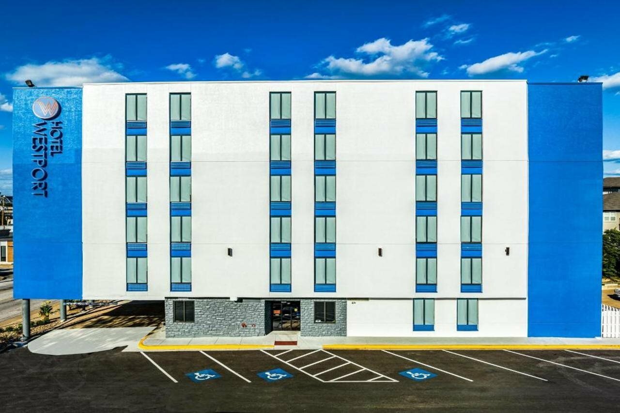 Фото Hotel Westport Kansas City, Tapestry Collection by Hilton