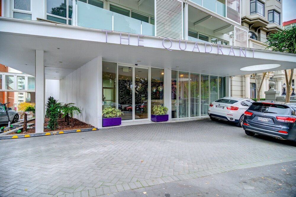 Фото The Quadrant Hotel & Suites