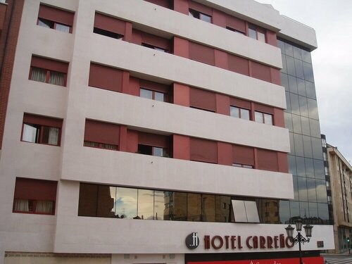 Внешний вид отеля Hotel Carreño в Овьедо, фото 1