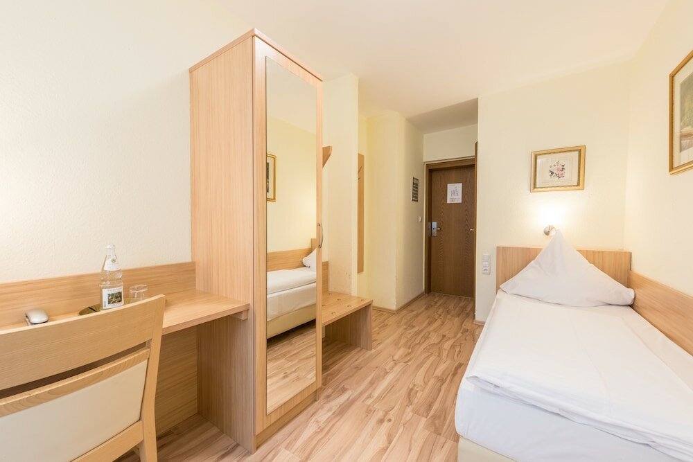 Фото Windsor Hotel