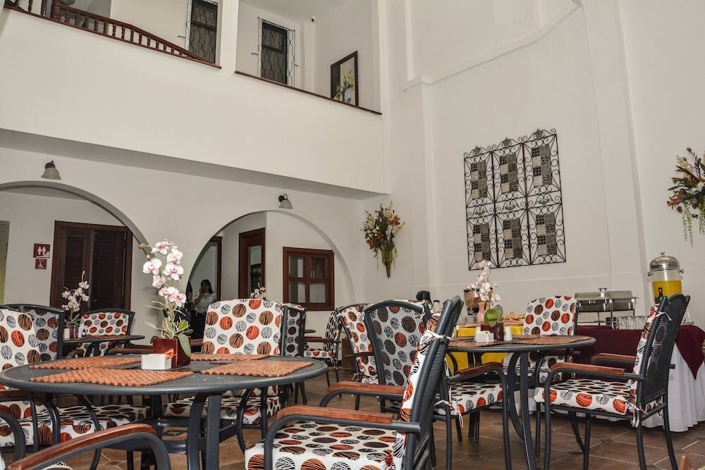 Фото Hotel Boutique Karlo