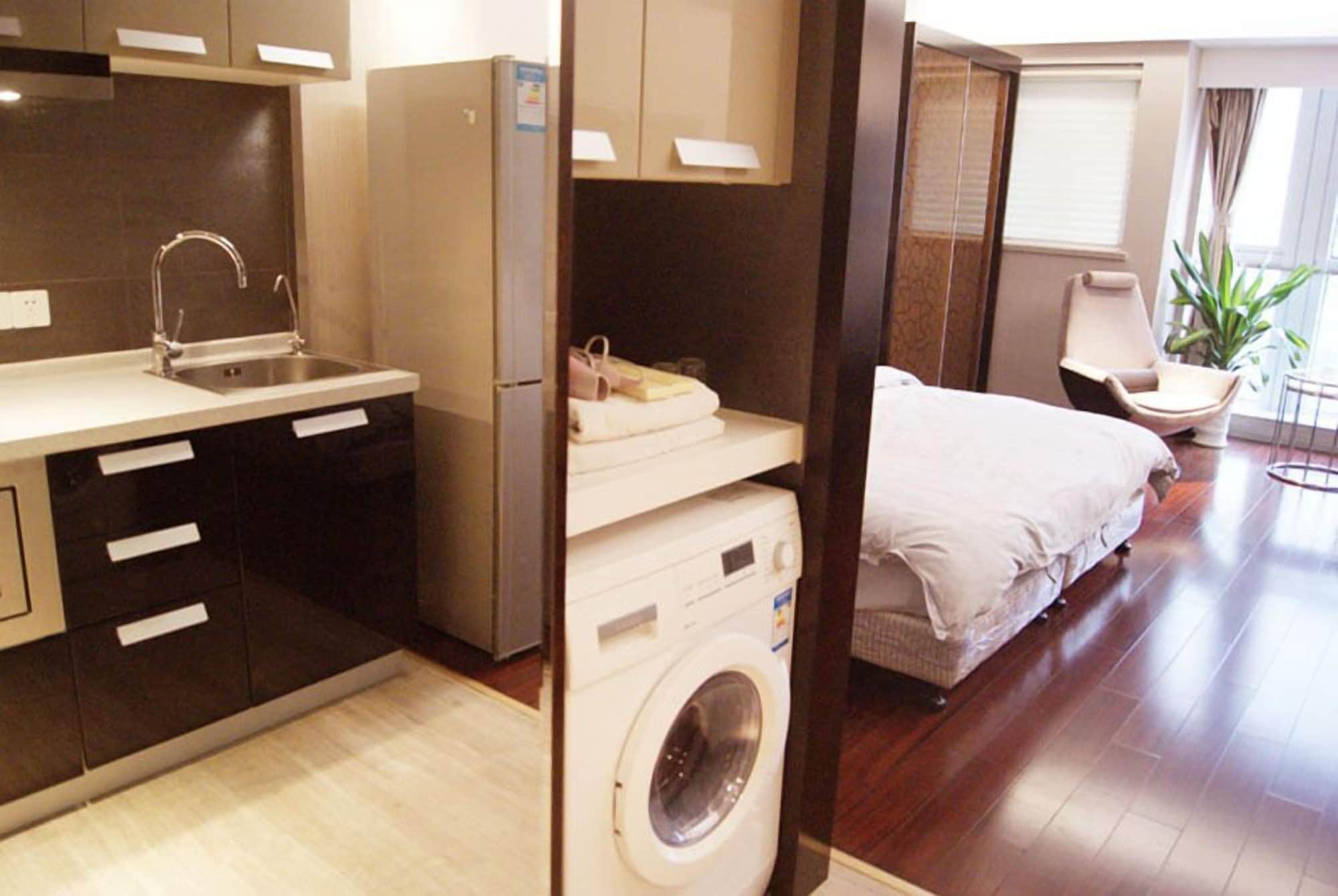 Фото Nanjing Kaibin Apartment-Xinjiekou Kairun Branch