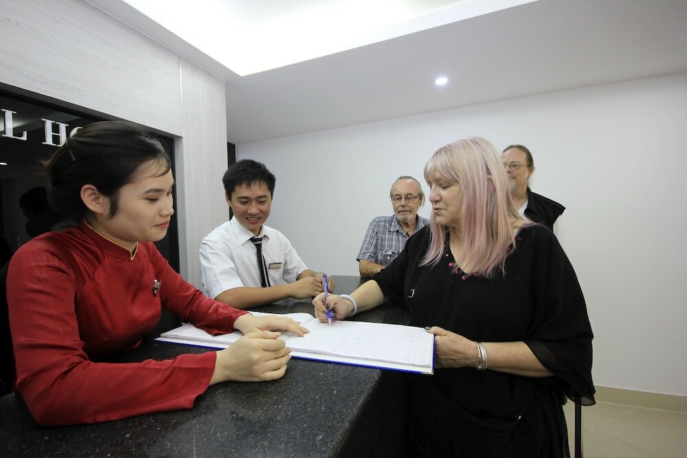 Фото Hanoi Crystal Hotel