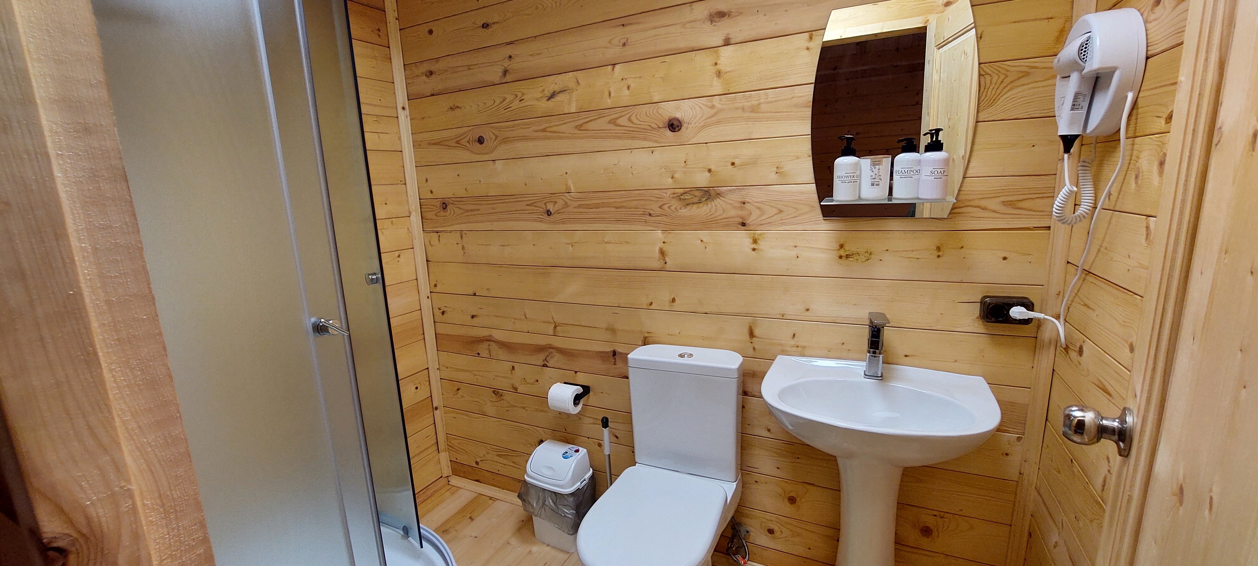 Фото Green House On Gold