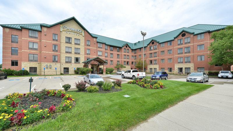 Фото Staybridge Suites West Des Moines, an Ihg Hotel