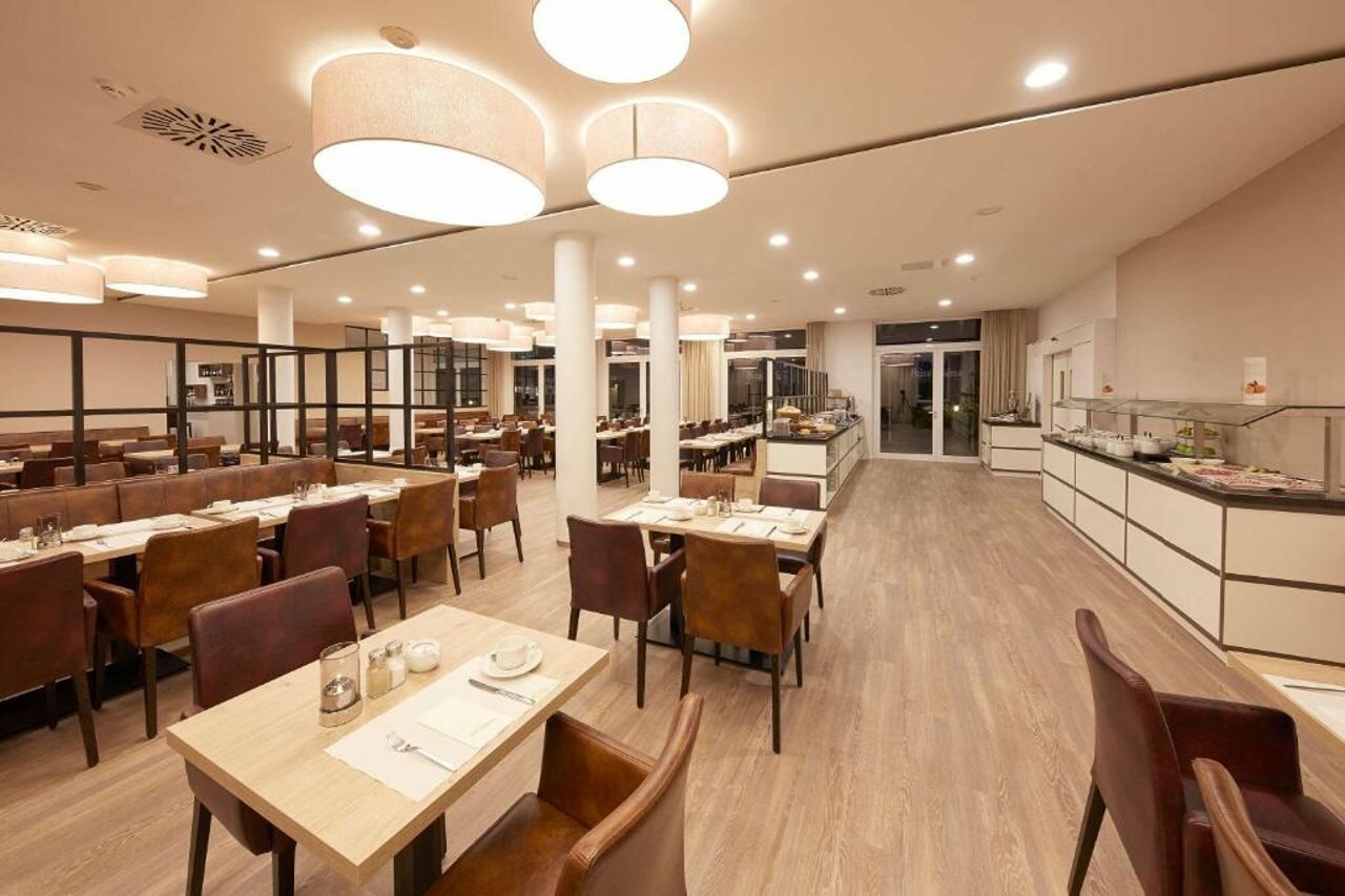 Фото Ghotel hotel & living Göttingen