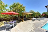 Фото Holiday Inn Express Hotel & Suites Manteca, an Ihg Hotel