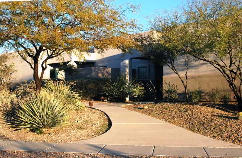 Фото Starr Pass Golf Suites