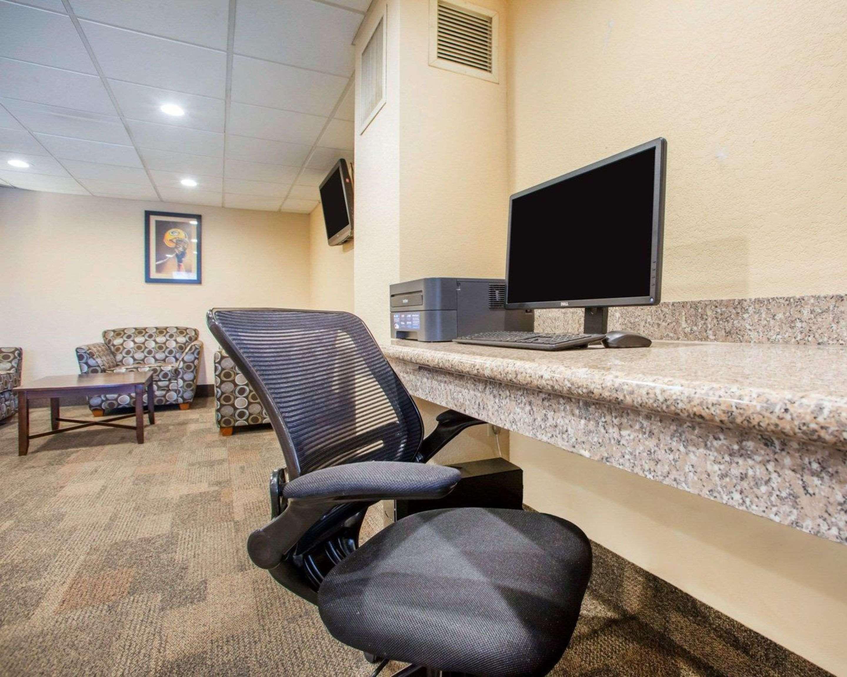 Фото Quality Inn Stadium Area