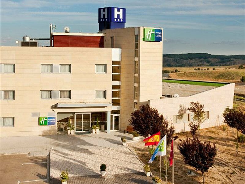 Фото Holiday Inn Express Madrid Rivas by IHG