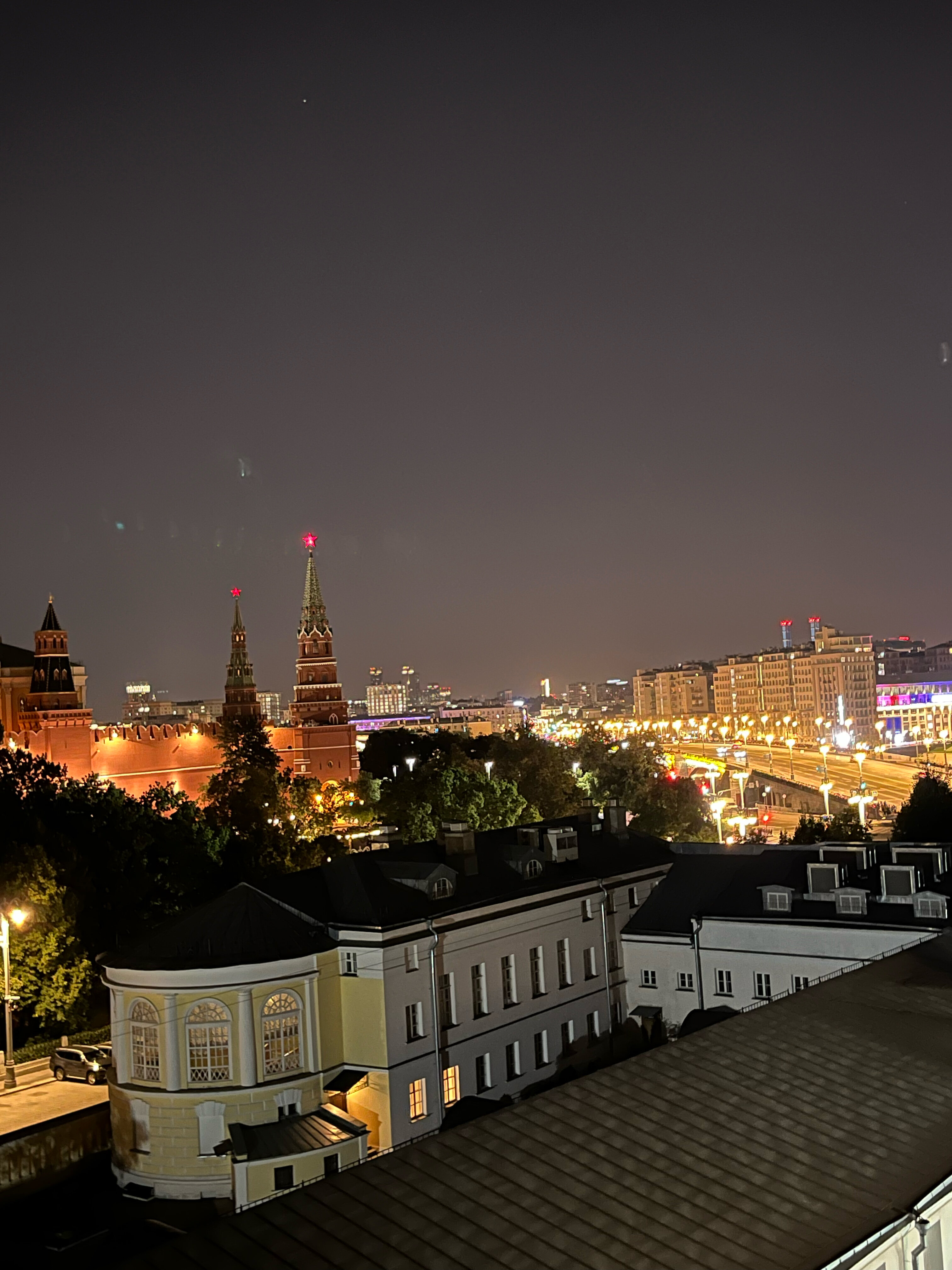 Фото МИРРОС Отель Москва Кремль