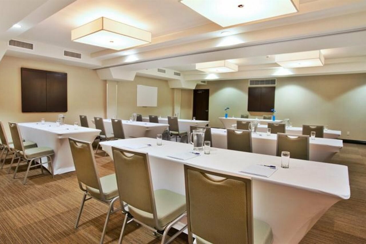 Фото Holiday Inn Express Sault Ste Marie