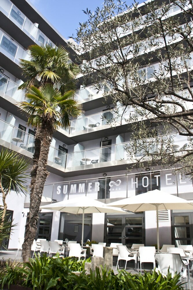 Фото Summer Hotel