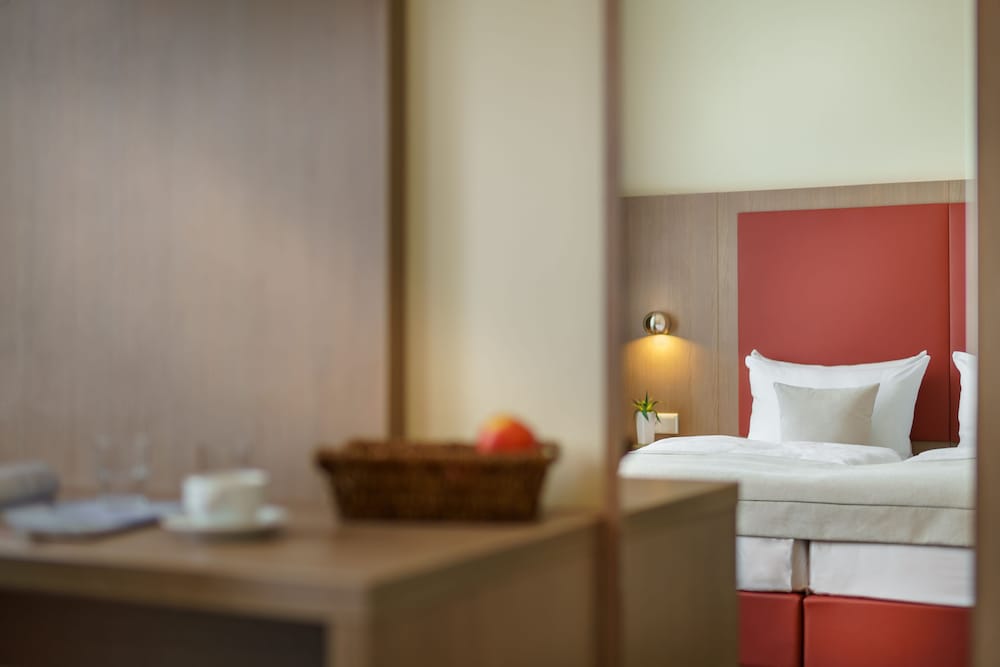 Фото Novum Hotel Norddeutscher Hof Hamburg