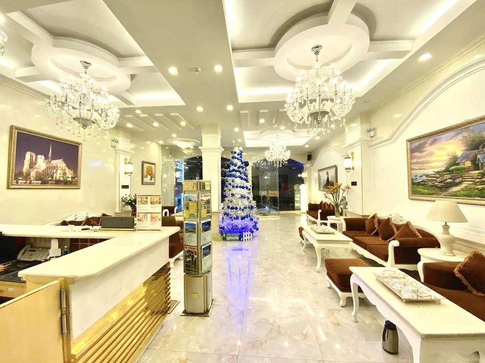 Фото Tulip Hotel 3