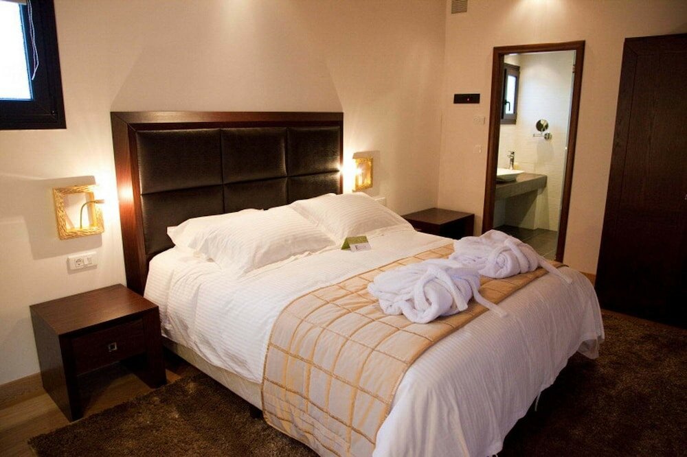 Фото Отель Kalavrita Canyon Hotel & Spa