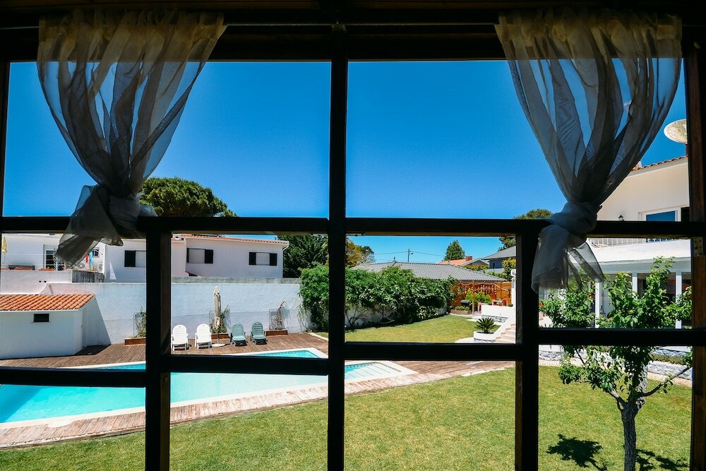 Фото Limmo Garden Guest House