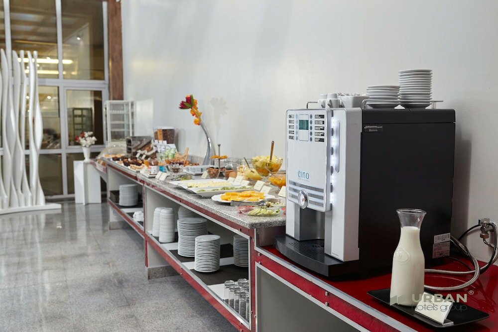 Фото Urban Hotel Amadeos