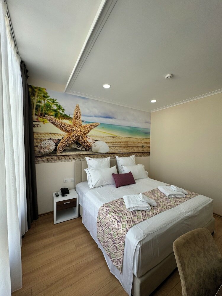 Фото Hotel Britania